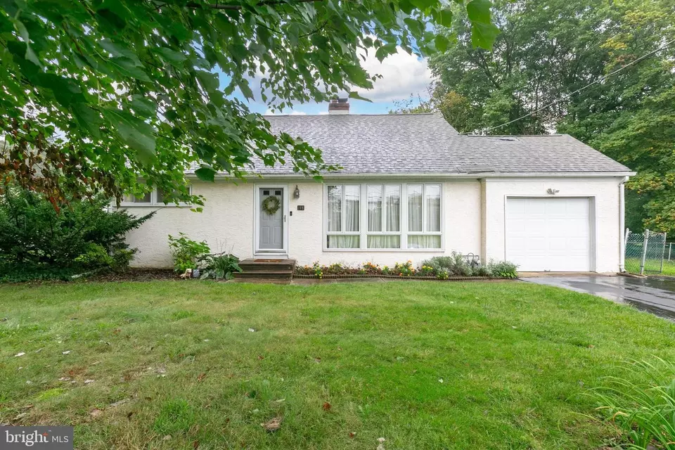 166 W Moreland Ave, Hatboro, PA 19040 36 Photos Movoto