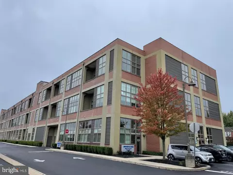 21 S Valley Forge Rd #304, Lansdale, PA 19446