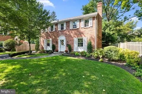 454 Booth Cir, Haverford, PA 19041