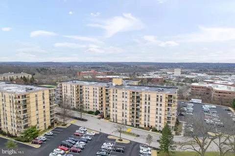 666 W Germantown Pike #2305, Plymouth Meeting, PA 19462
