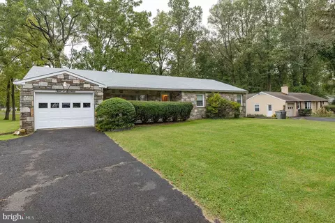 1216 Vilsmeier Rd, Lansdale, PA 19446