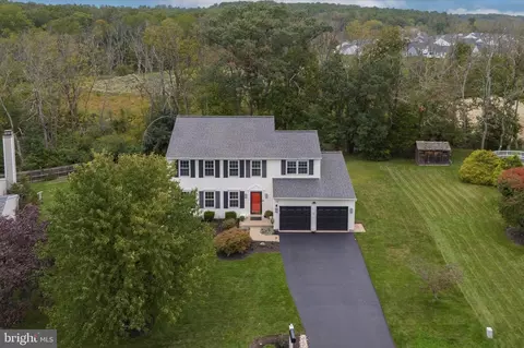 2015 Deer Ridge Dr, Pottstown, PA 19464