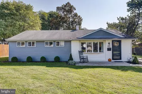 1511 Thomson Rd, Abington, PA 19001