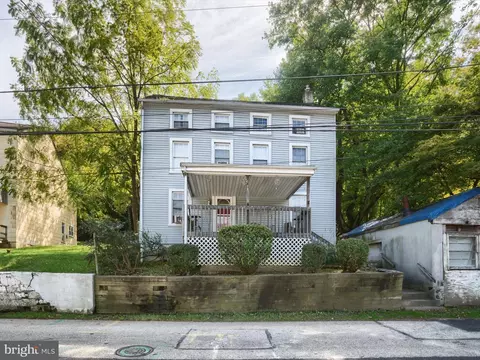 201 Balligomingo Rd, Conshohocken, PA 19428
