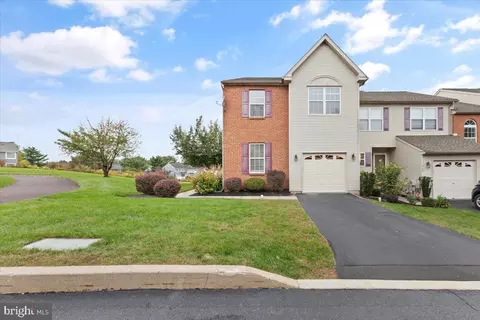 307 Hamilton Dr, Harleysville, PA 19438
