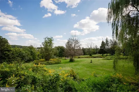 2979 Kutztown Rd, East Greenville, PA 18041