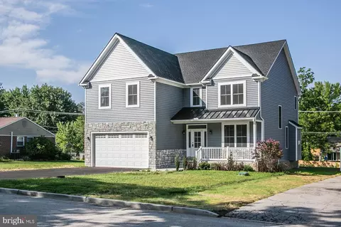 732 Woodbrook Ln, Plymouth Meeting, PA 19462