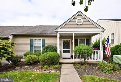 1547 Foresman Dr #122, Pottstown, PA 19464