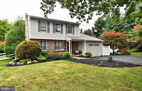 106 Cove Cir, Lansdale, PA 19446