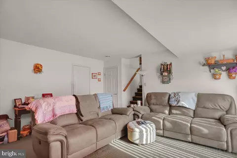 8 Windward Dr, Barto, PA 19504 photo 10