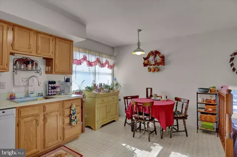8 Windward Dr, Barto, PA 19504 photo 18