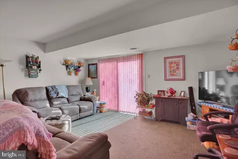 8 Windward Dr, Barto, PA 19504 photo 9