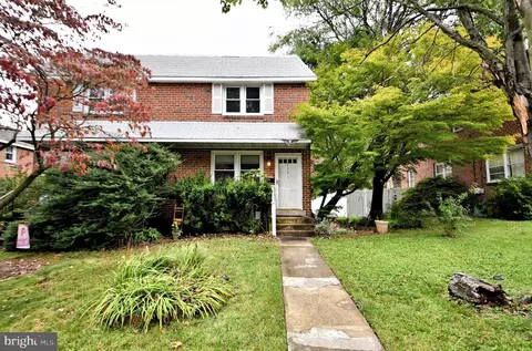 379 E 3rd St, Lansdale, PA 19446