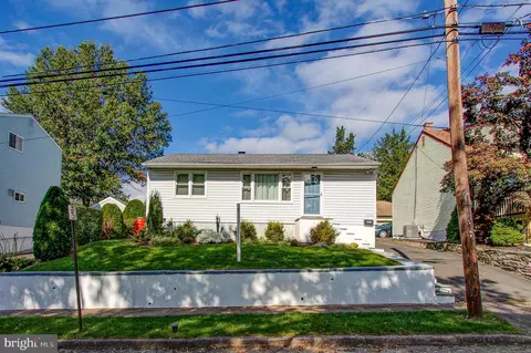 1230 Boone Ave, Abington, PA 19001