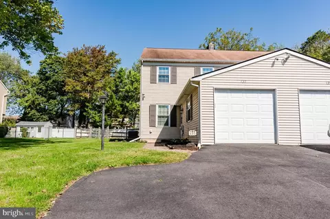 137 Beth Dr, Lansdale, PA 19446