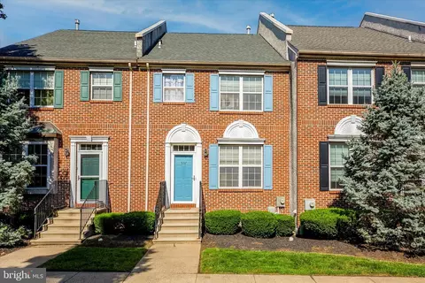 537 Bullock St #2, Conshohocken, PA 19428
