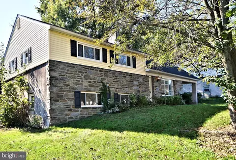 561 W Valley Forge Rd, King Of Prussia, PA 19406