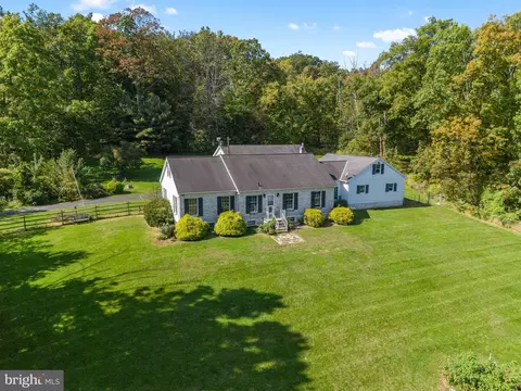 230 W Branch Rd, Barto, PA 19504