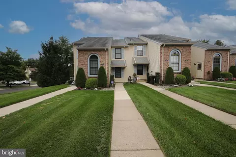 1 Lumber Jack Cir #7-A, Horsham, PA 19044