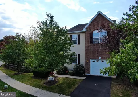 801 Carrington Dr, Red Hill, PA 18076