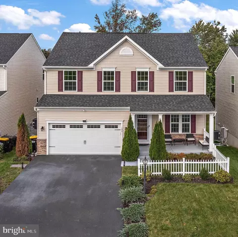102 Pixie Moss Rd, Pottstown, PA 19464