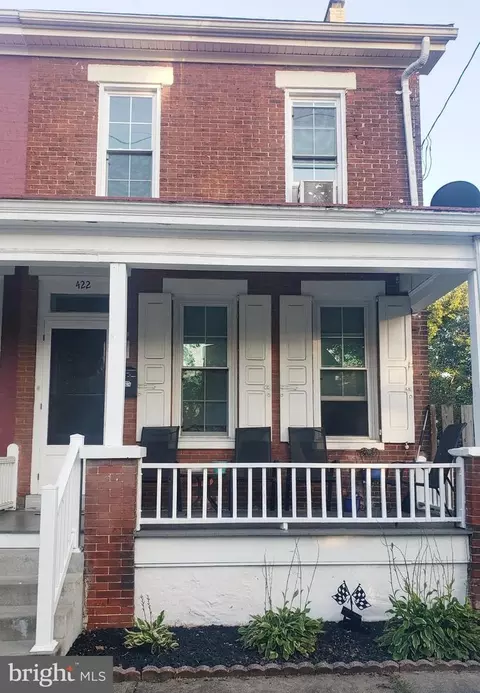 422 N York St, Pottstown, PA 19464