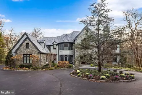 1420 Kyneton Rd, Villanova, PA 19085