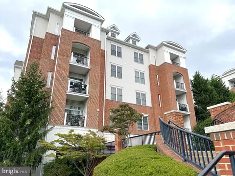 300 W Elm St #2112, Conshohocken, PA 19428