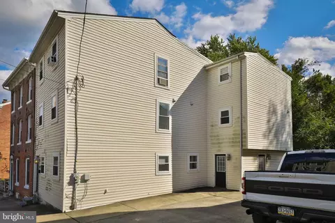 203 Ford St, West Conshohocken, PA 19428
