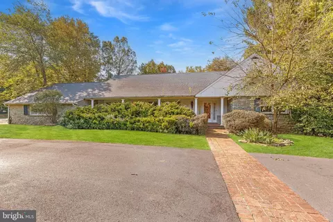 109 Holly Dr, Lansdale, PA 19446