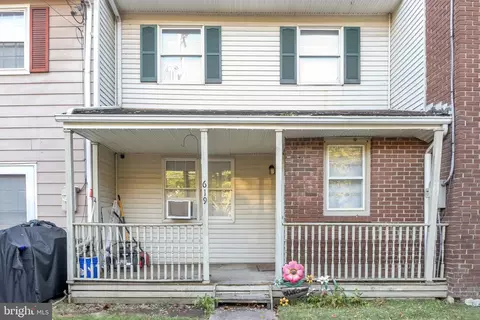 619 Manatawny St, Pottstown, PA 19464