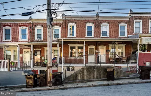 46 Stewart St, Bridgeport, PA 19405