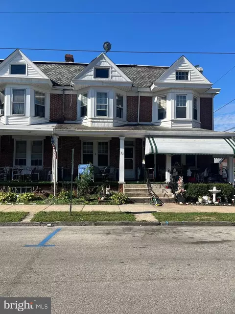 52 E Brown St, Norristown, PA 19401