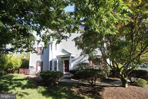 614 Ascot Ct, North Wales, PA 19454