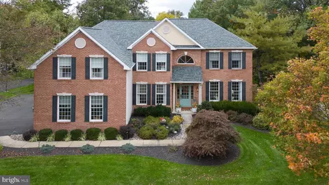 638 Woodbrook Dr, Ambler, PA 19002