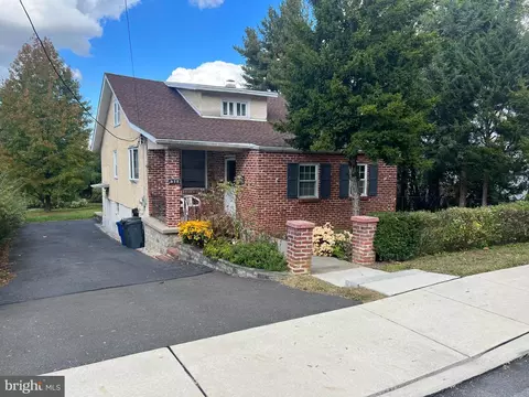 572 N Tyson Ave, Glenside, PA 19038