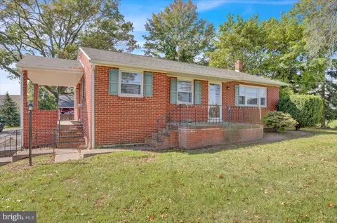 531 W Ridge Pike, Royersford, PA 19468