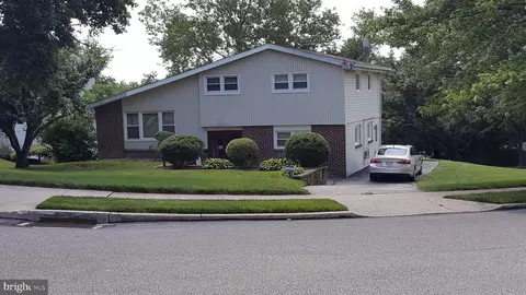 2 Louella Dr, Plymouth Meeting, PA 19462