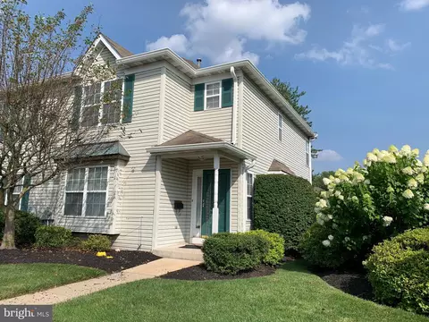 152 Yorkshire Way, Hatboro, PA 19040