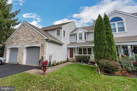 138 Polo Dr, North Wales, PA 19454