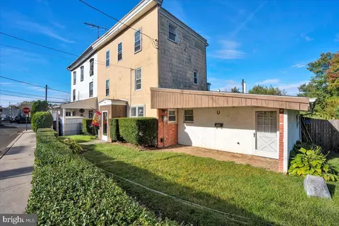 304 E Montgomery Ave, North Wales, PA 19454