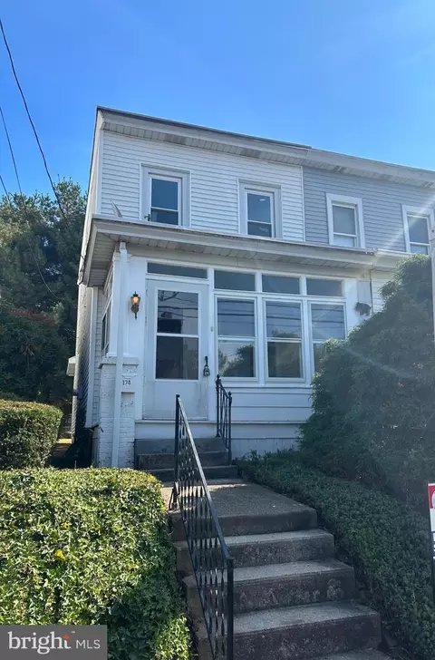 174 S Roland St, Pottstown, PA 19464