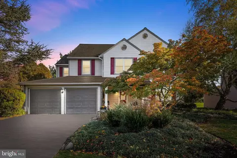 251 Winchester Dr, Horsham, PA 19044
