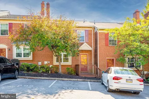 685 Coates Ln, King Of Prussia, PA 19406