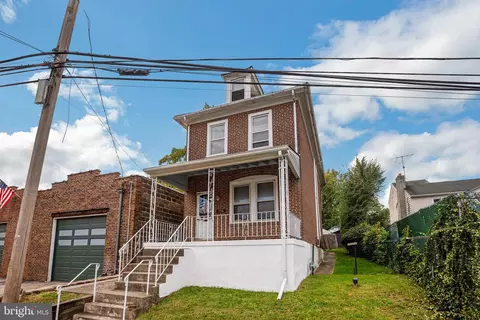 756 E 4th St, Bridgeport, PA 19405