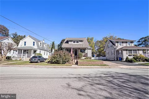 217 E Montgomery Ave, Hatboro, PA 19040