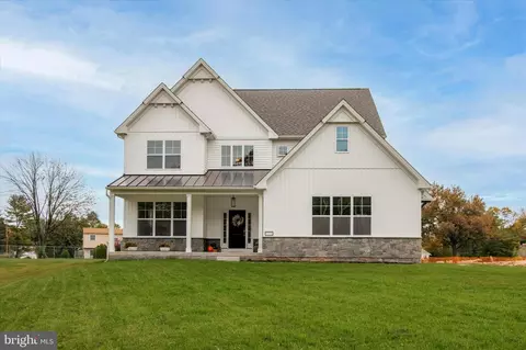 310 Brimfield Cir, Norristown, PA 19403