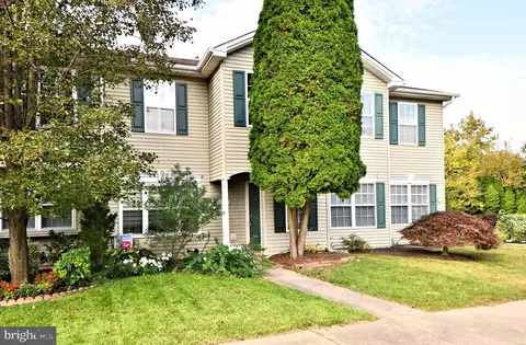 118 Hawthorne Ct, Collegeville, PA 19426