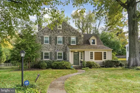 423 Shortridge Dr, Wynnewood, PA 19096