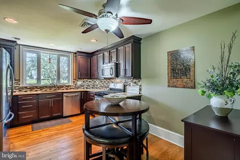 204 W 12th Ave, Conshohocken, PA 19428